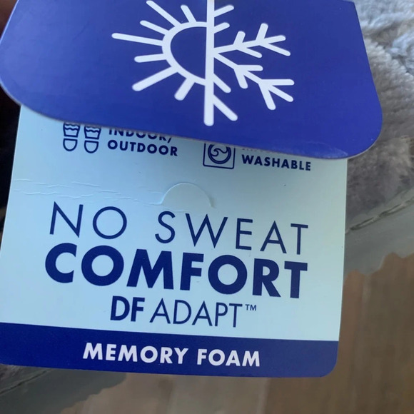 NWT womens dear foams plush warm clog memory foam slippers size 5/6 - Picture 2 of 4